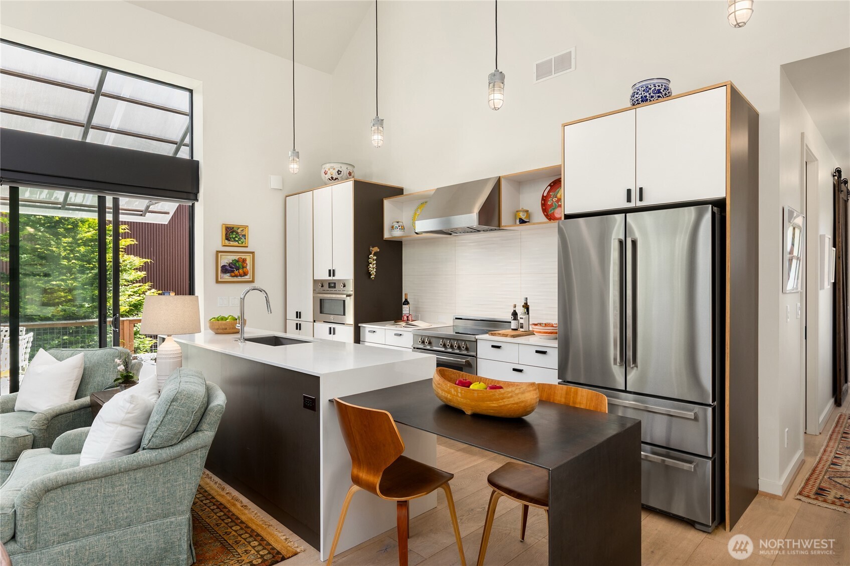 4670 Flying Goat Avenue NE, Bainbridge Island, WA 98110