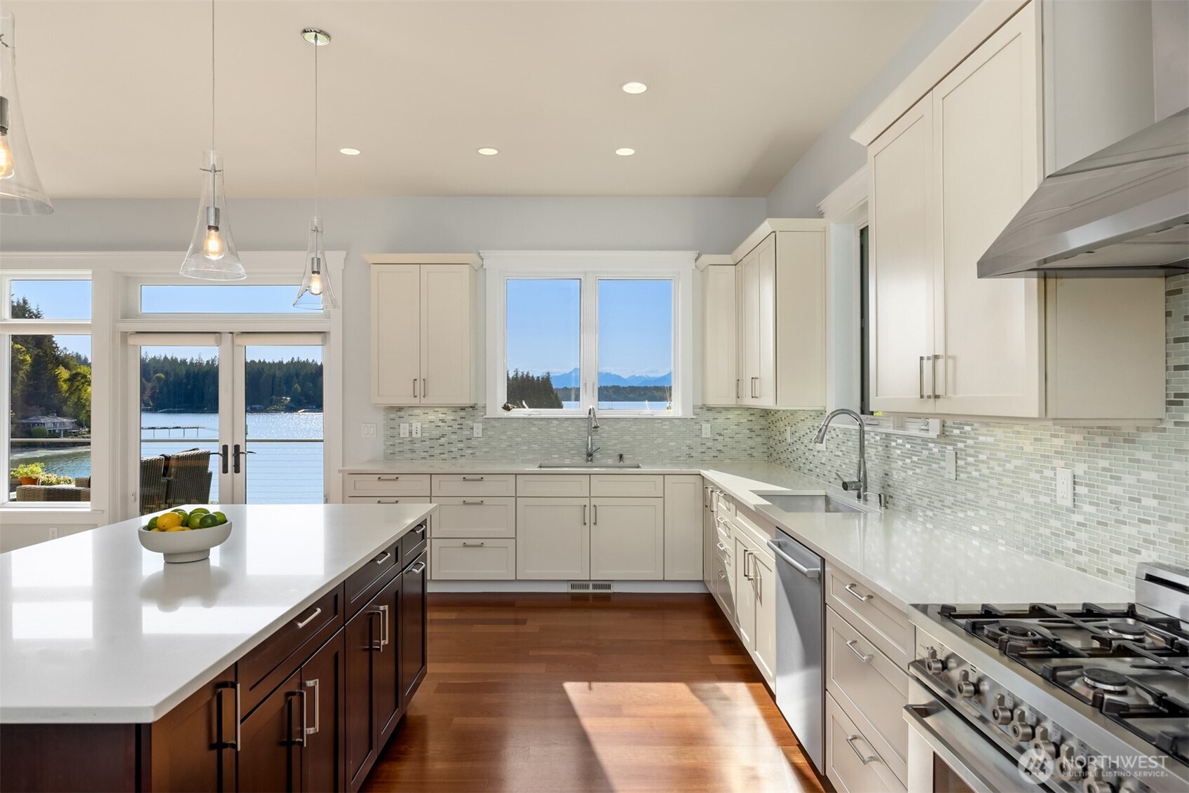 6783 NE Bergman Road , Bainbridge Island, WA 98110