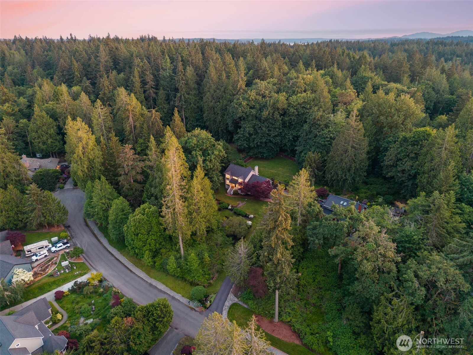 5791 Wimsey Lane NE, Bainbridge Island, WA 98110
