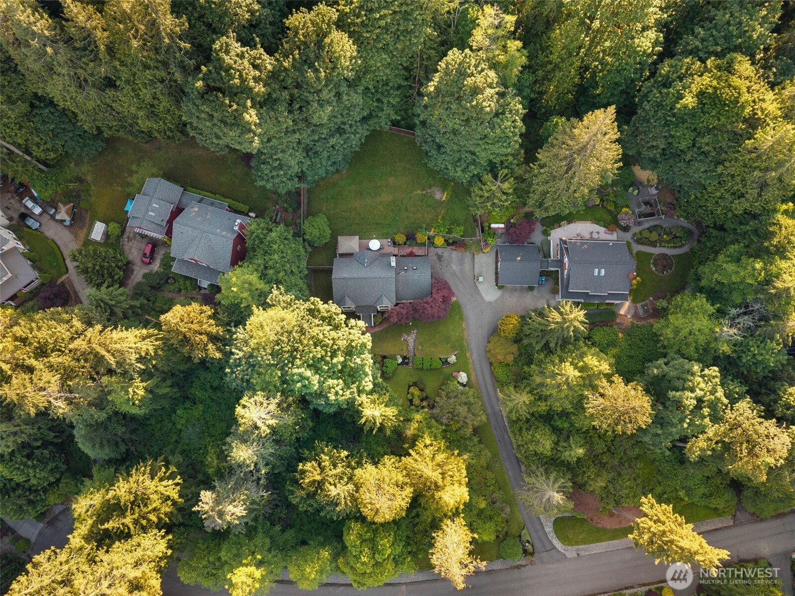 5791 Wimsey Lane NE, Bainbridge Island, WA 98110
