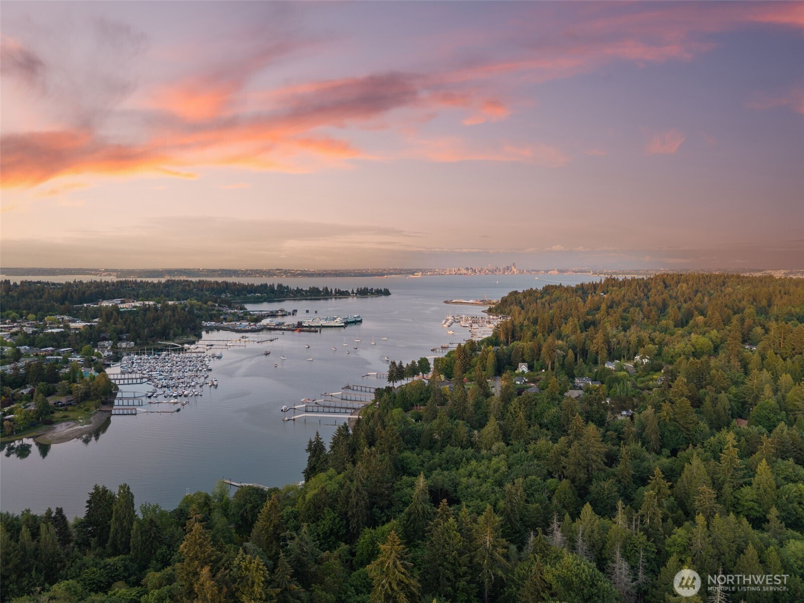 5791 Wimsey Lane NE, Bainbridge Island, WA 98110
