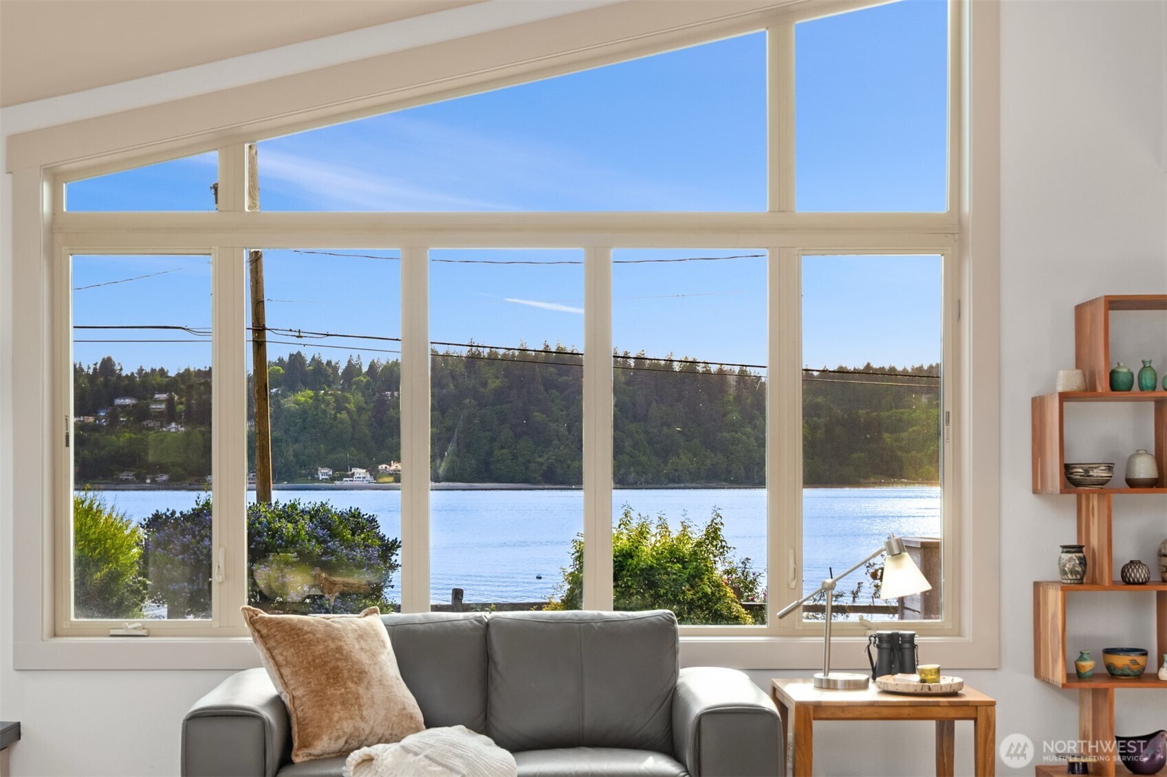 3700 Crystal Springs Drive NE, Bainbridge Island, WA 98110
