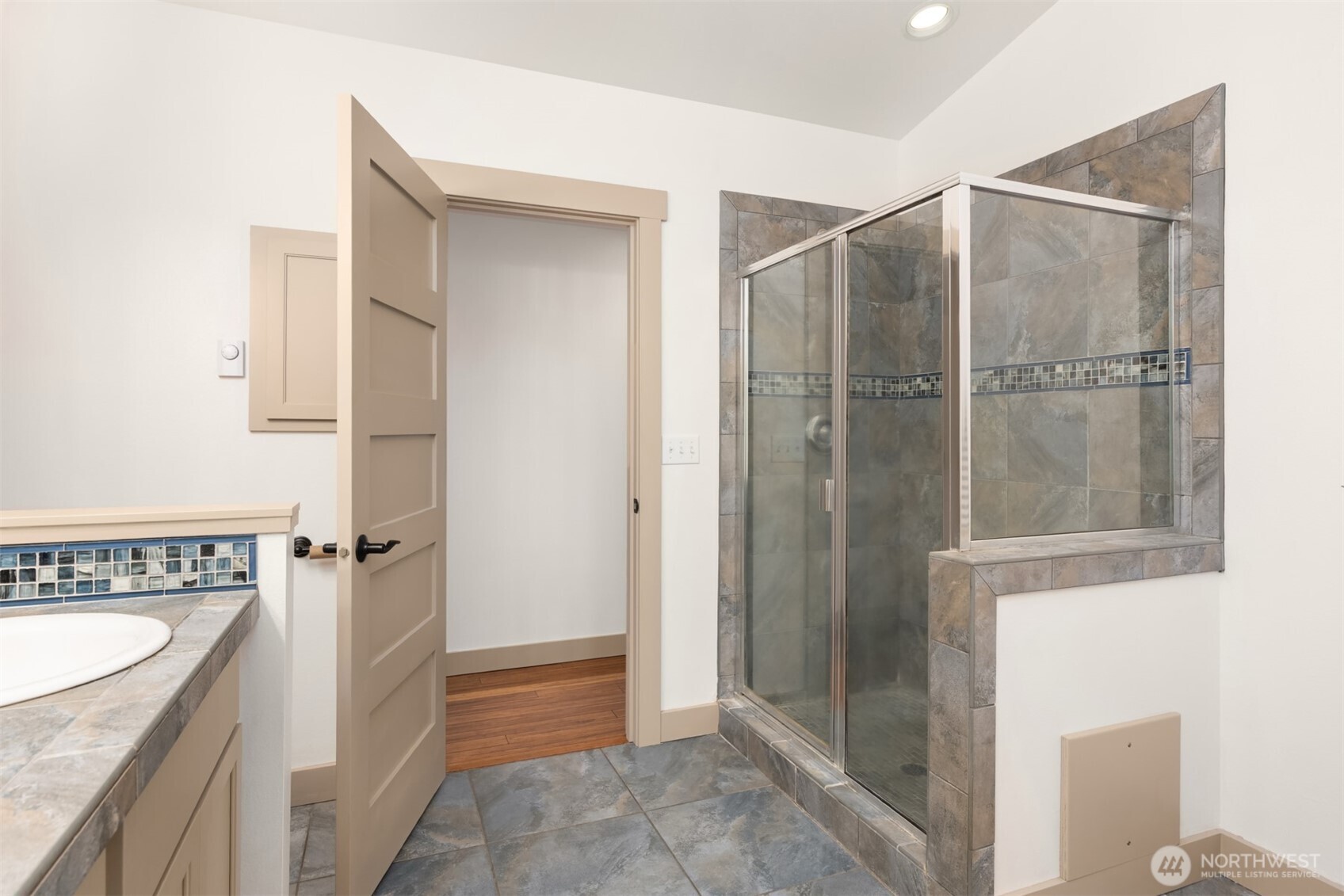 3700 Crystal Springs Drive NE, Bainbridge Island, WA 98110