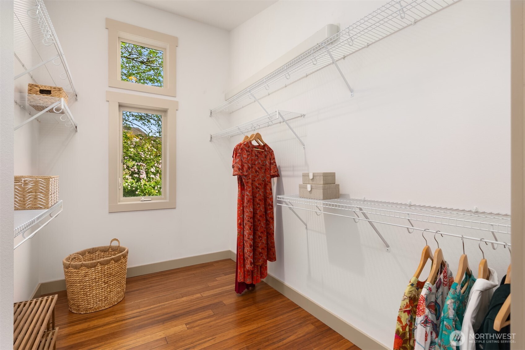 3700 Crystal Springs Drive NE, Bainbridge Island, WA 98110