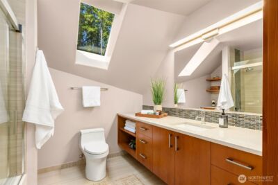 6900 NE Dolphin Drive , Bainbridge Island, WA 98110 - Photo 24