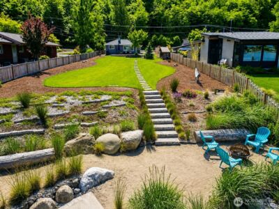 3262 Beach Drive E, Port Orchard, WA 98366 - Photo 3