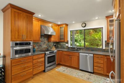10621 Battle Point Drive NE, Bainbridge Island, WA 98110 - Photo 13