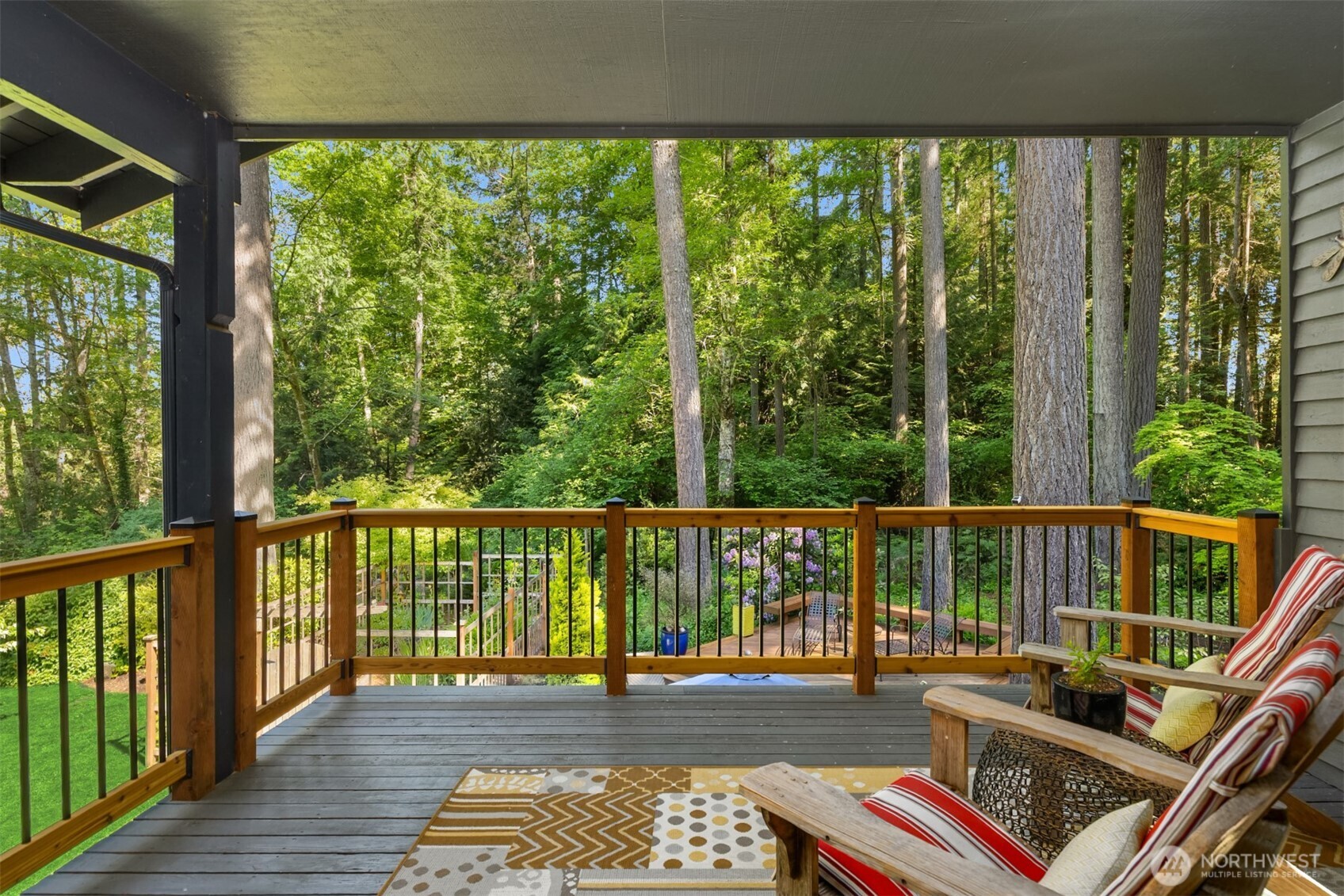 10621 Battle Point Drive NE, Bainbridge Island, WA 98110