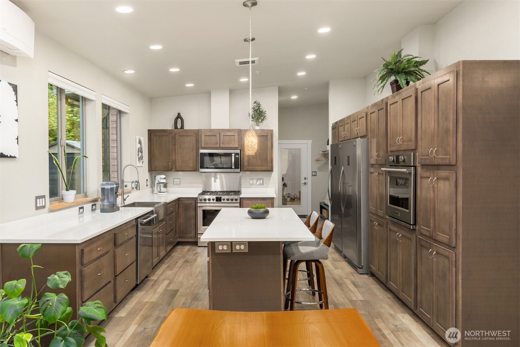 9720 NE Lofgren Road , Bainbridge Island, WA 98110