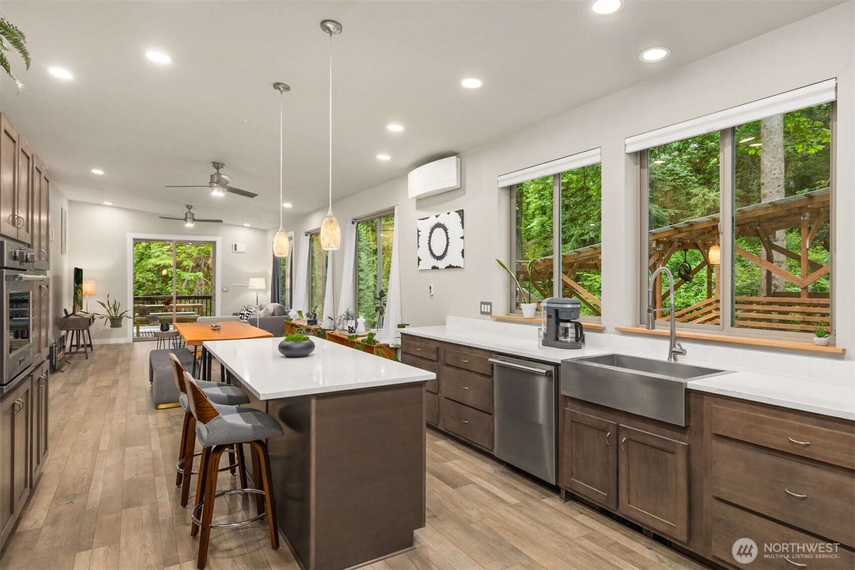 9720 NE Lofgren Road , Bainbridge Island, WA 98110