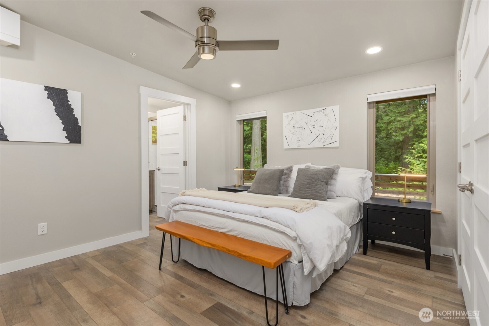9720 NE Lofgren Road , Bainbridge Island, WA 98110