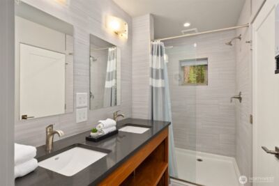9720 NE Lofgren Road , Bainbridge Island, WA 98110 - Photo 29