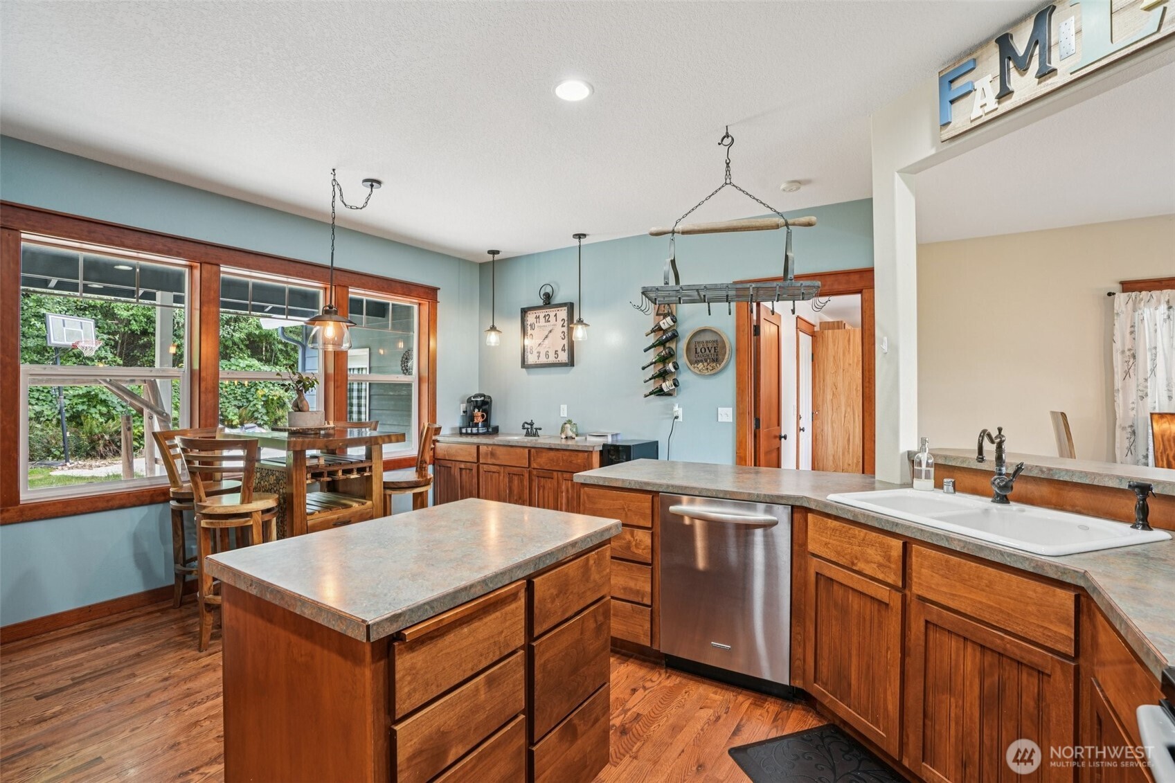 14900 NE Critter Hill Drive , Amboy, WA 98601