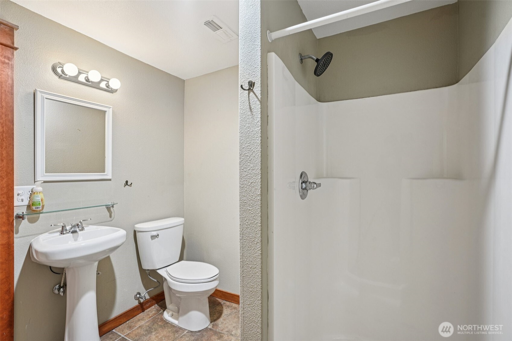 14900 NE Critter Hill Drive , Amboy, WA 98601