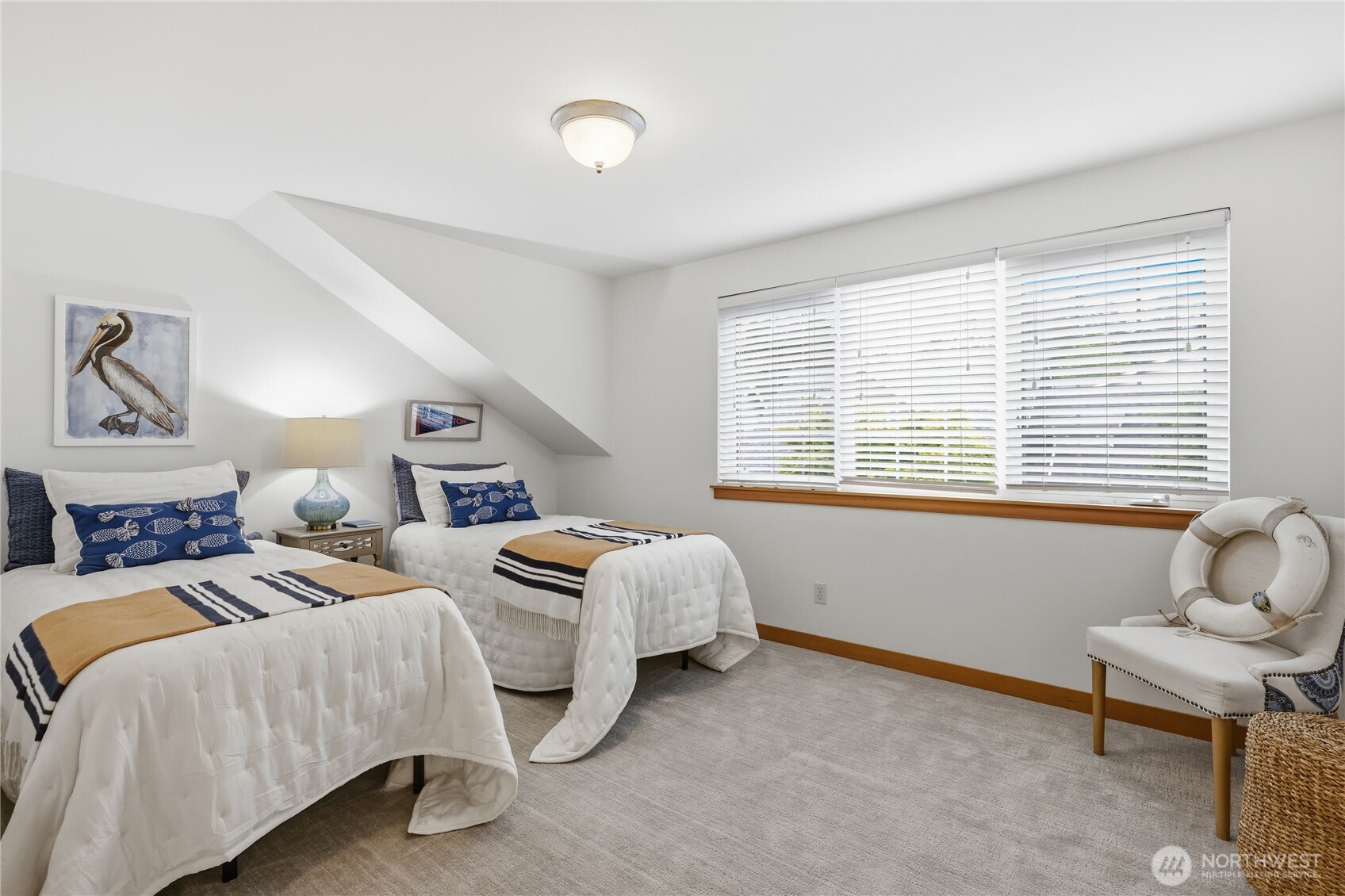 1368 Stonecress Lane NE, Bainbridge Island, WA 98110
