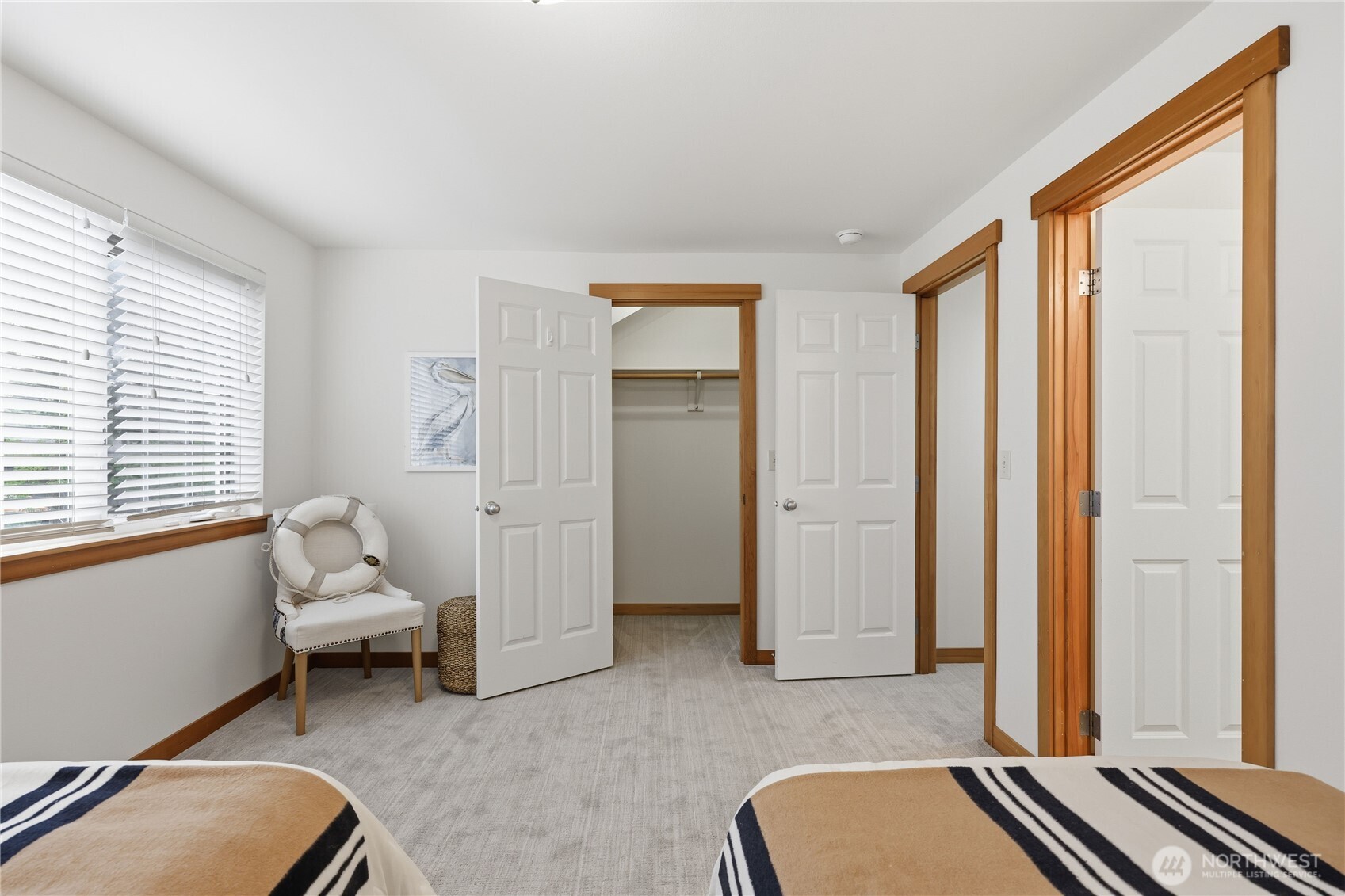 1368 Stonecress Lane NE, Bainbridge Island, WA 98110