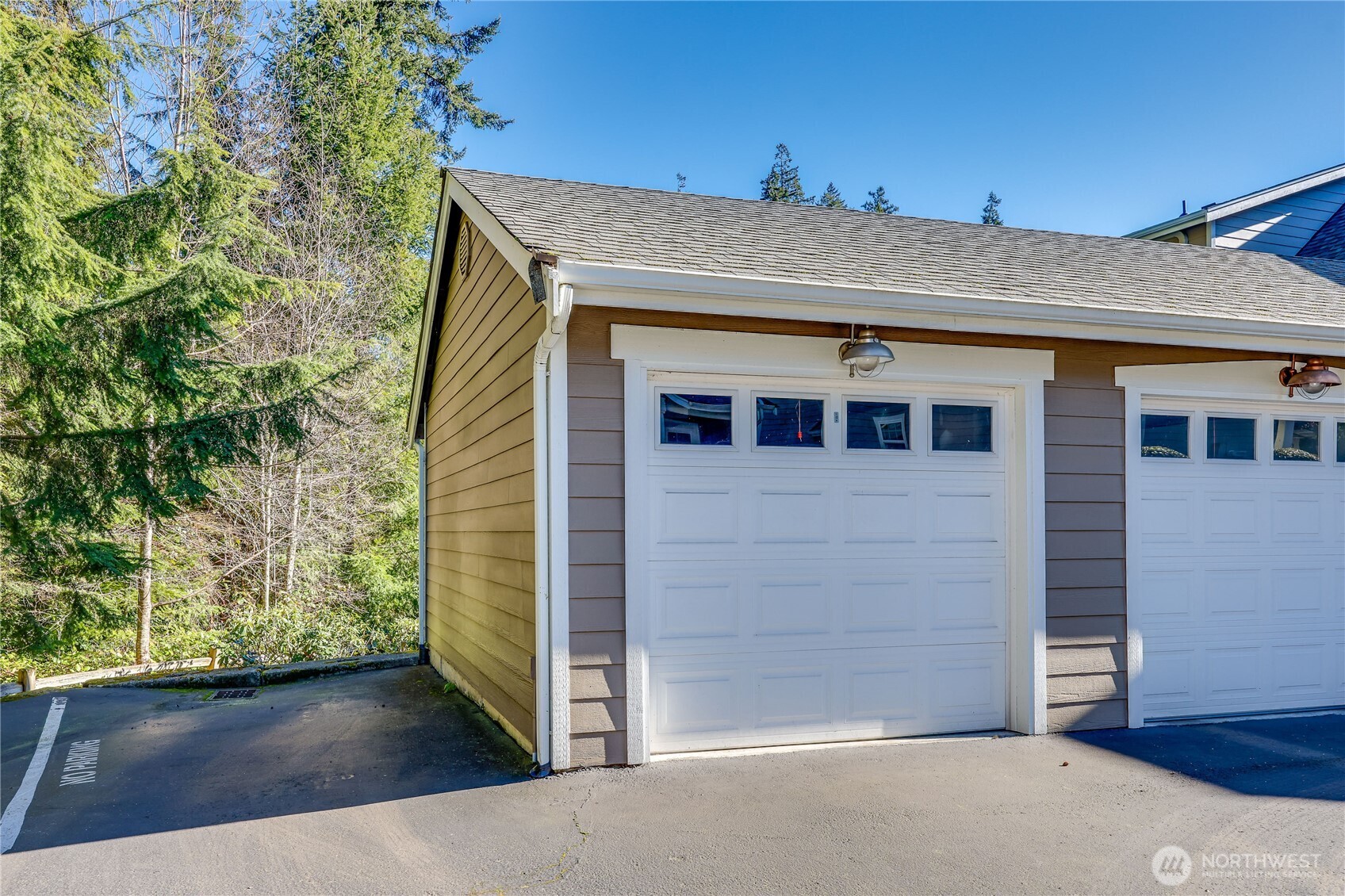 1368 Stonecress Lane NE, Bainbridge Island, WA 98110