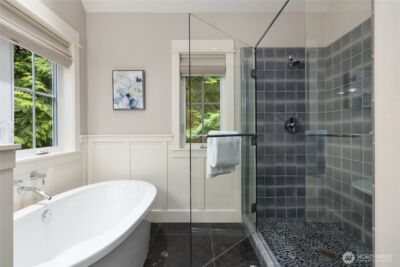 4548 Island Avenue NE, Bainbridge Island, WA 98110 - Photo 20