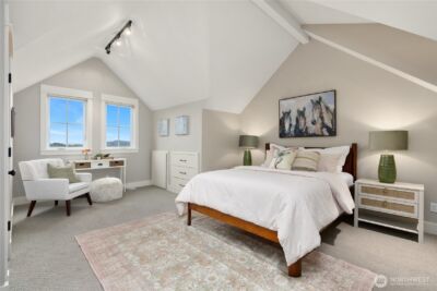 4548 Island Avenue NE, Bainbridge Island, WA 98110 - Photo 23