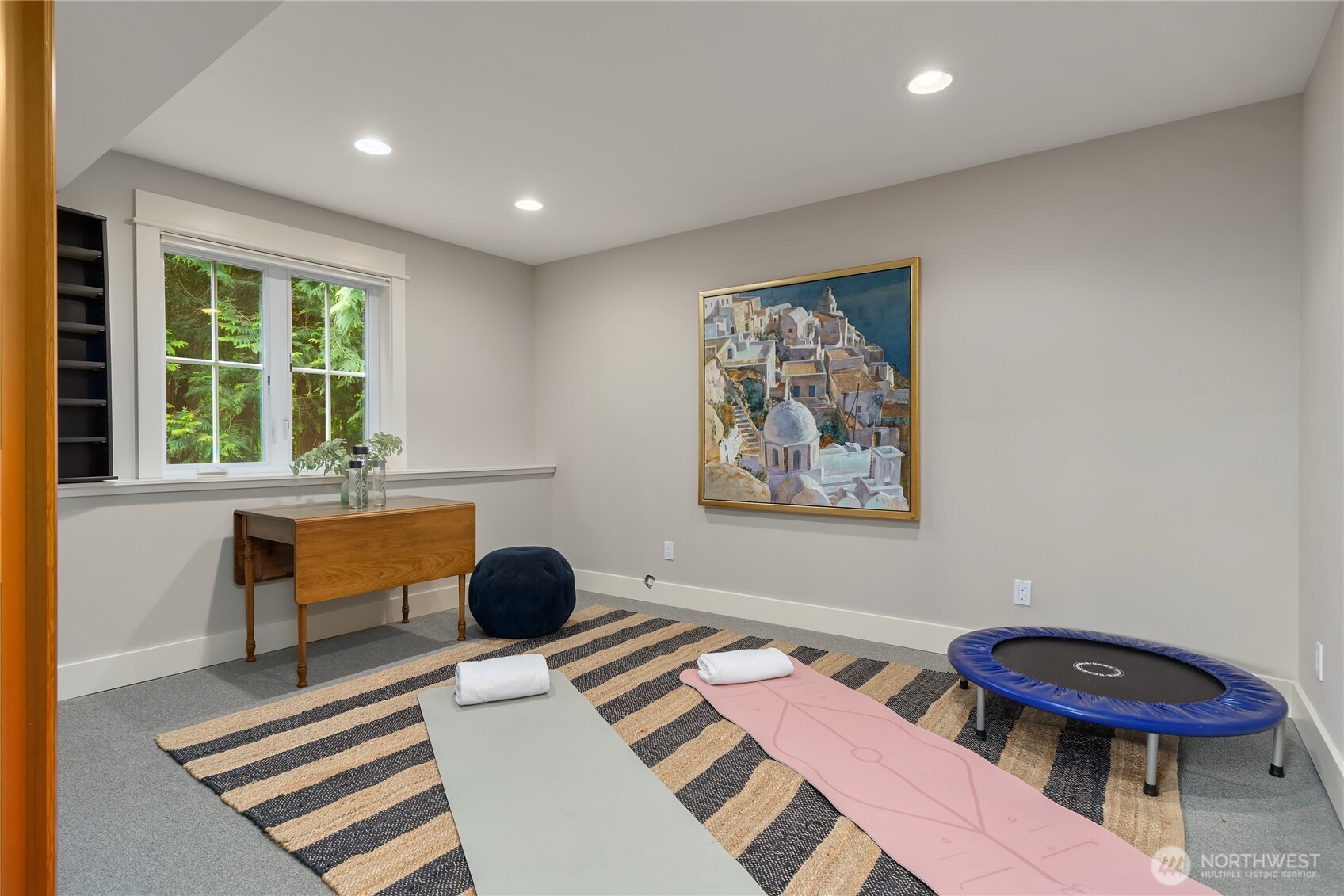 4548 Island Avenue NE, Bainbridge Island, WA 98110