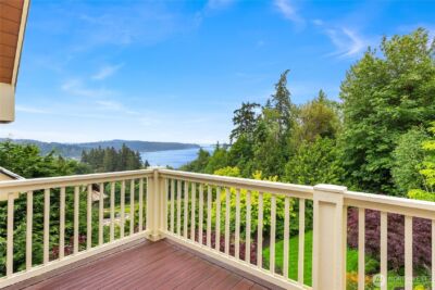 4548 Island Avenue NE, Bainbridge Island, WA 98110 - Photo 35