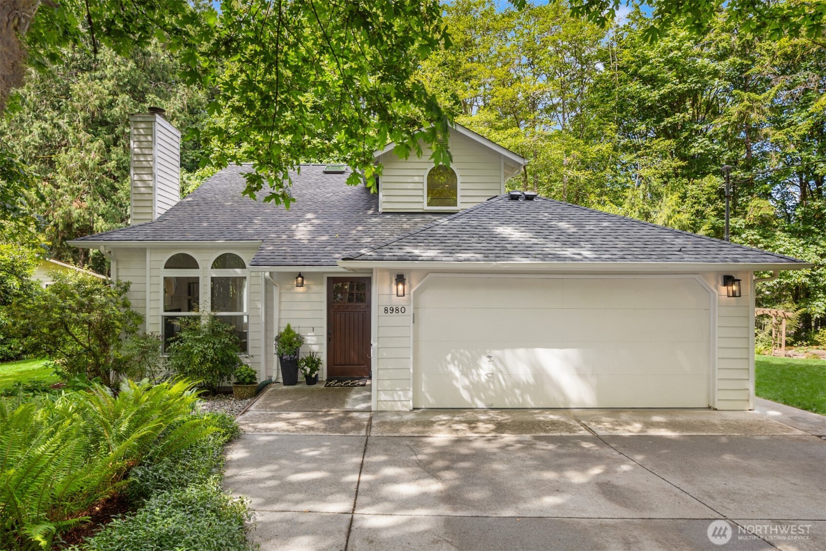 8980 Bay Street NE, Bainbridge Island, WA 98110