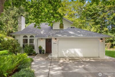 8980 Bay Street NE, Bainbridge Island, WA 98110 - Photo 1