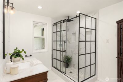 8980 Bay Street NE, Bainbridge Island, WA 98110 - Photo 23
