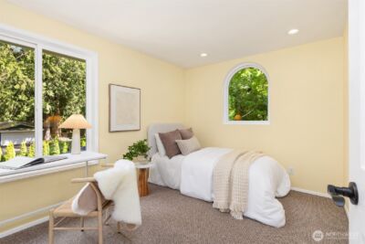 8980 Bay Street NE, Bainbridge Island, WA 98110 - Photo 29