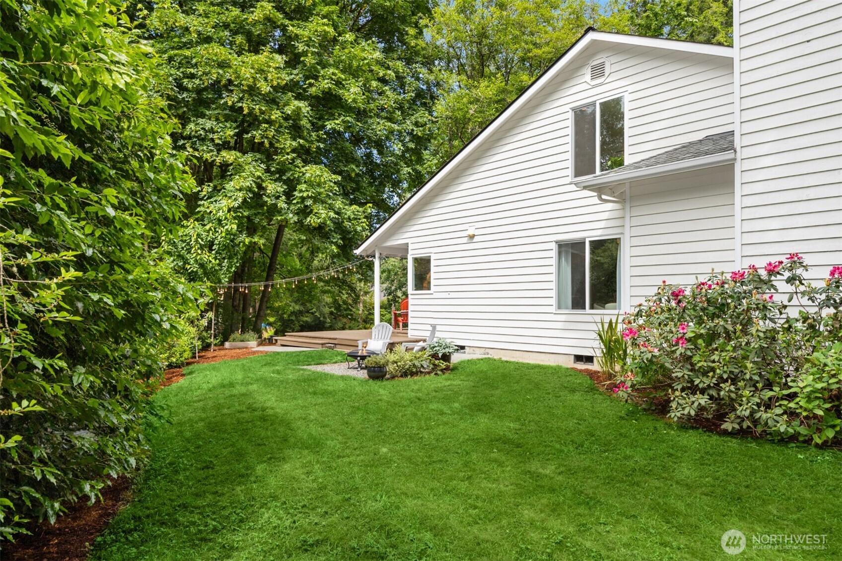 8980 Bay Street NE, Bainbridge Island, WA 98110