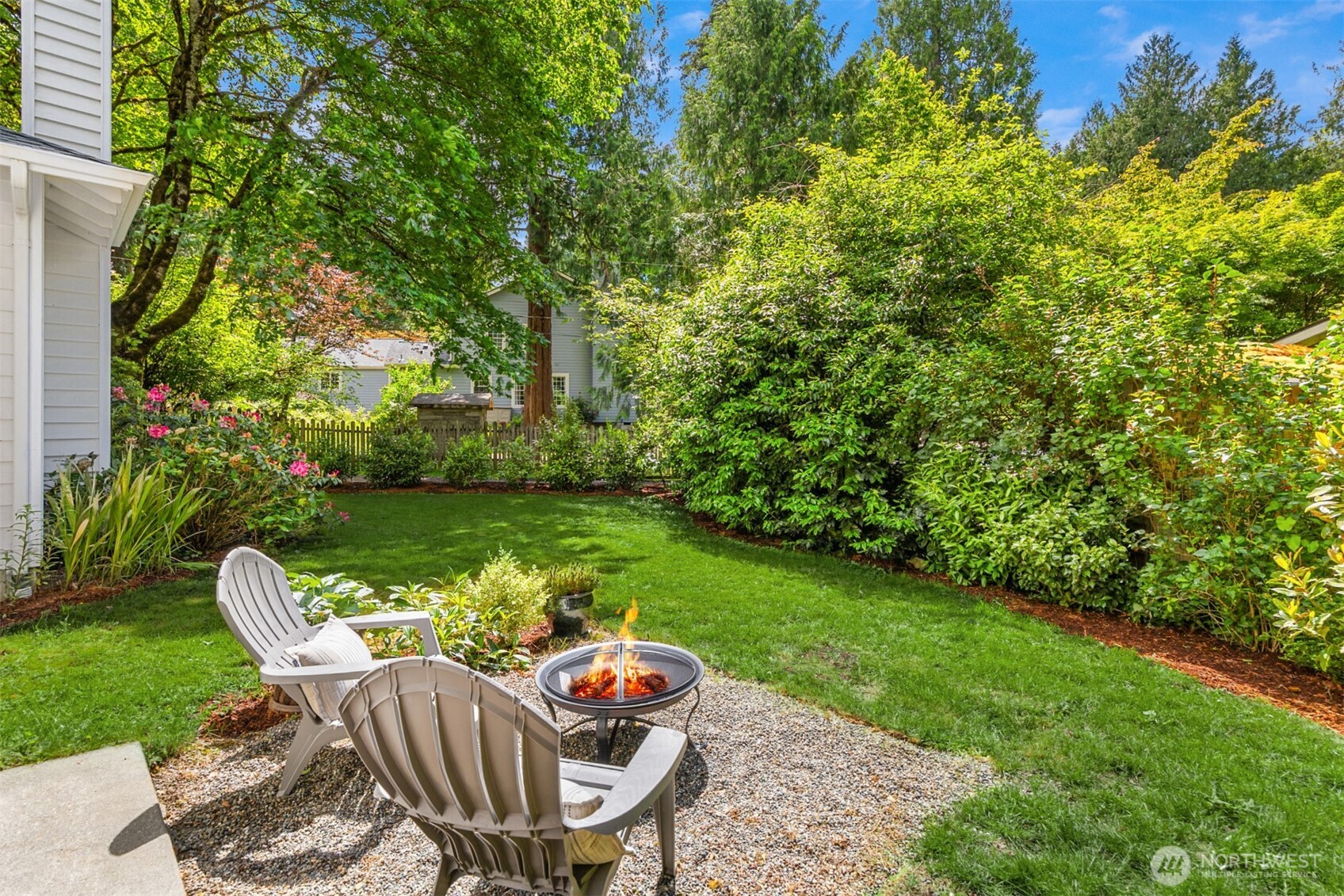 8980 Bay Street NE, Bainbridge Island, WA 98110