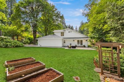 8980 Bay Street NE, Bainbridge Island, WA 98110 - Photo 34