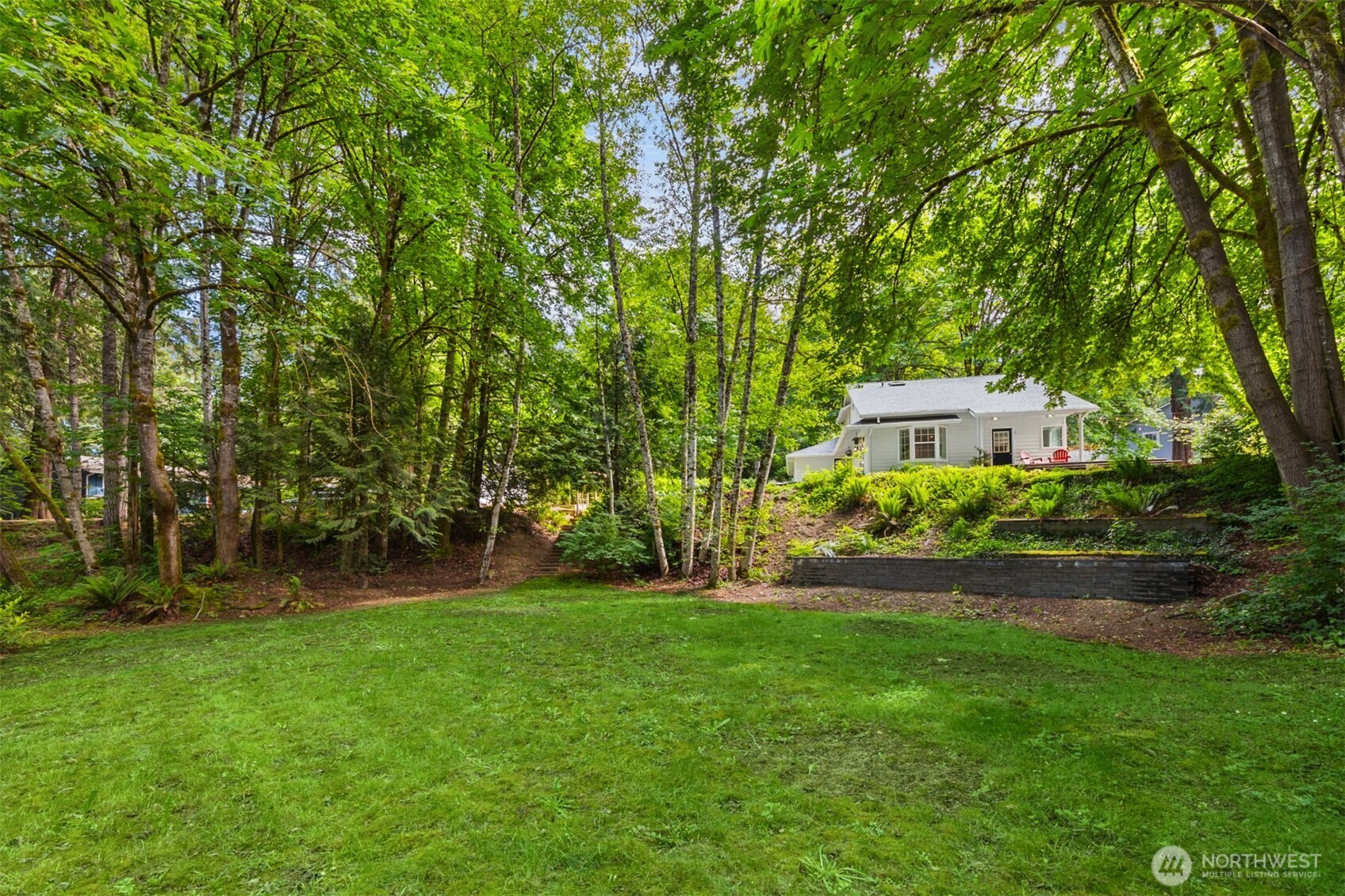 8980 Bay Street NE, Bainbridge Island, WA 98110