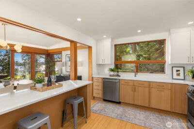 9453 Olympus Beach Road NE, Bainbridge Island, WA 98110 - Photo 17