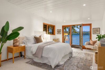 9453 Olympus Beach Road NE, Bainbridge Island, WA 98110 - Photo 21