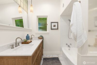 9453 Olympus Beach Road NE, Bainbridge Island, WA 98110 - Photo 23