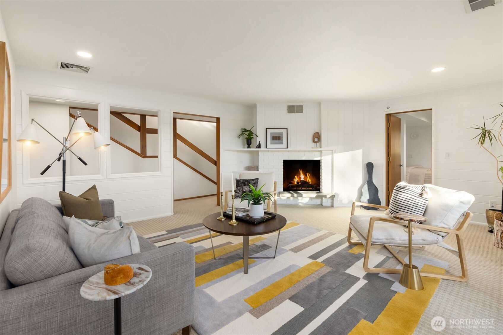 9453 Olympus Beach Road NE, Bainbridge Island, WA 98110