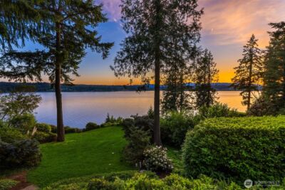9453 Olympus Beach Road NE, Bainbridge Island, WA 98110 - Photo 3
