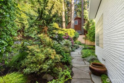 9453 Olympus Beach Road NE, Bainbridge Island, WA 98110 - Photo 31