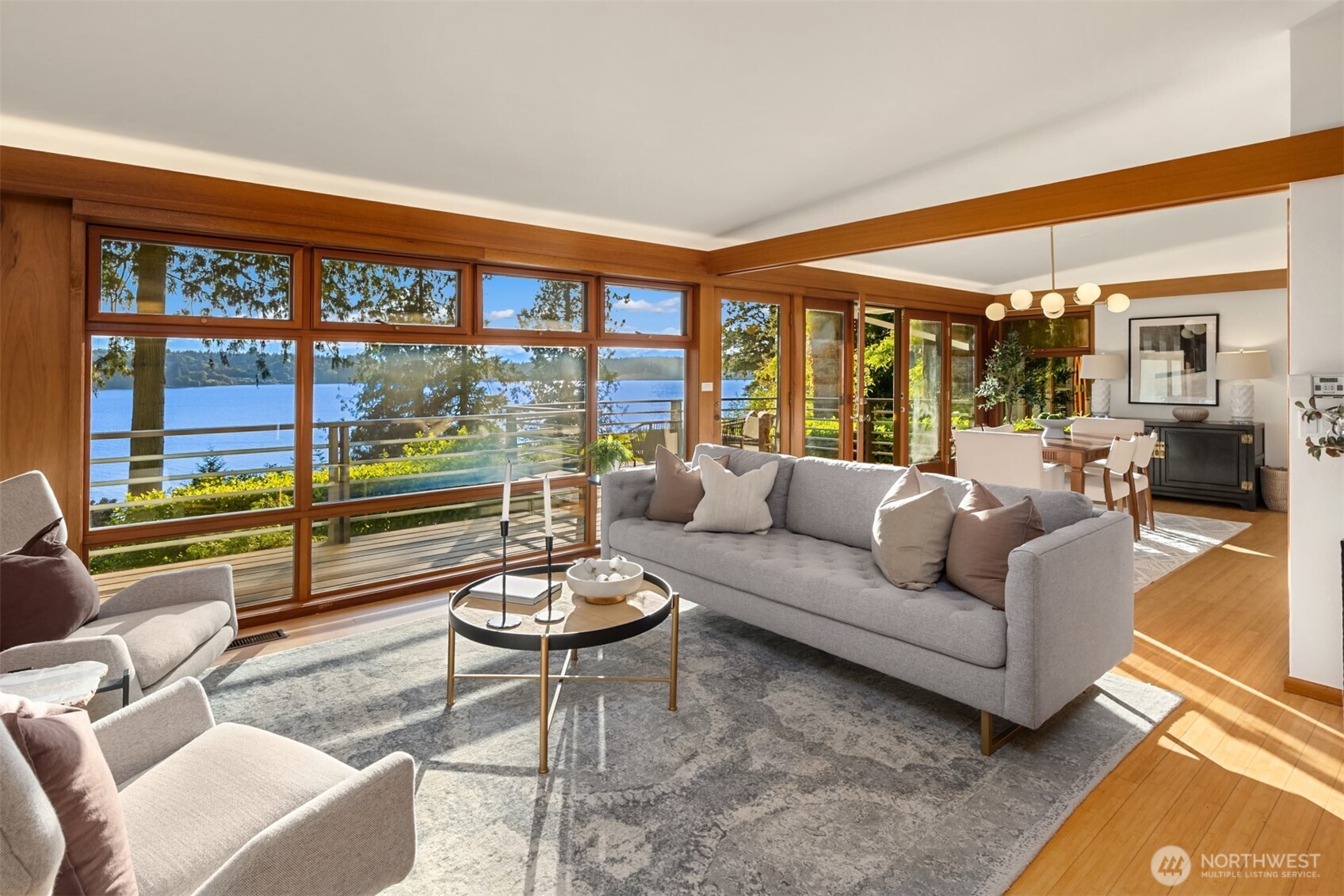 9453 Olympus Beach Road NE, Bainbridge Island, WA 98110