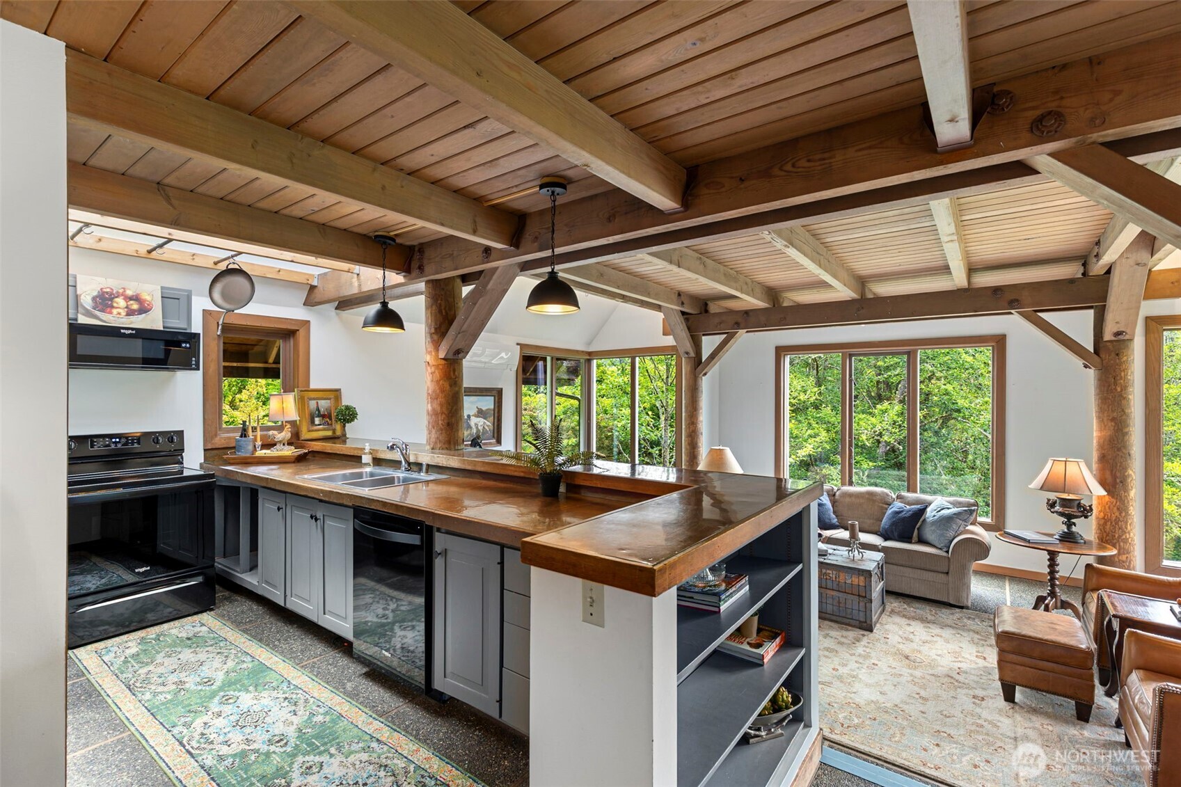 4710 New Sweden Avenue NE, Bainbridge Island, WA 98110