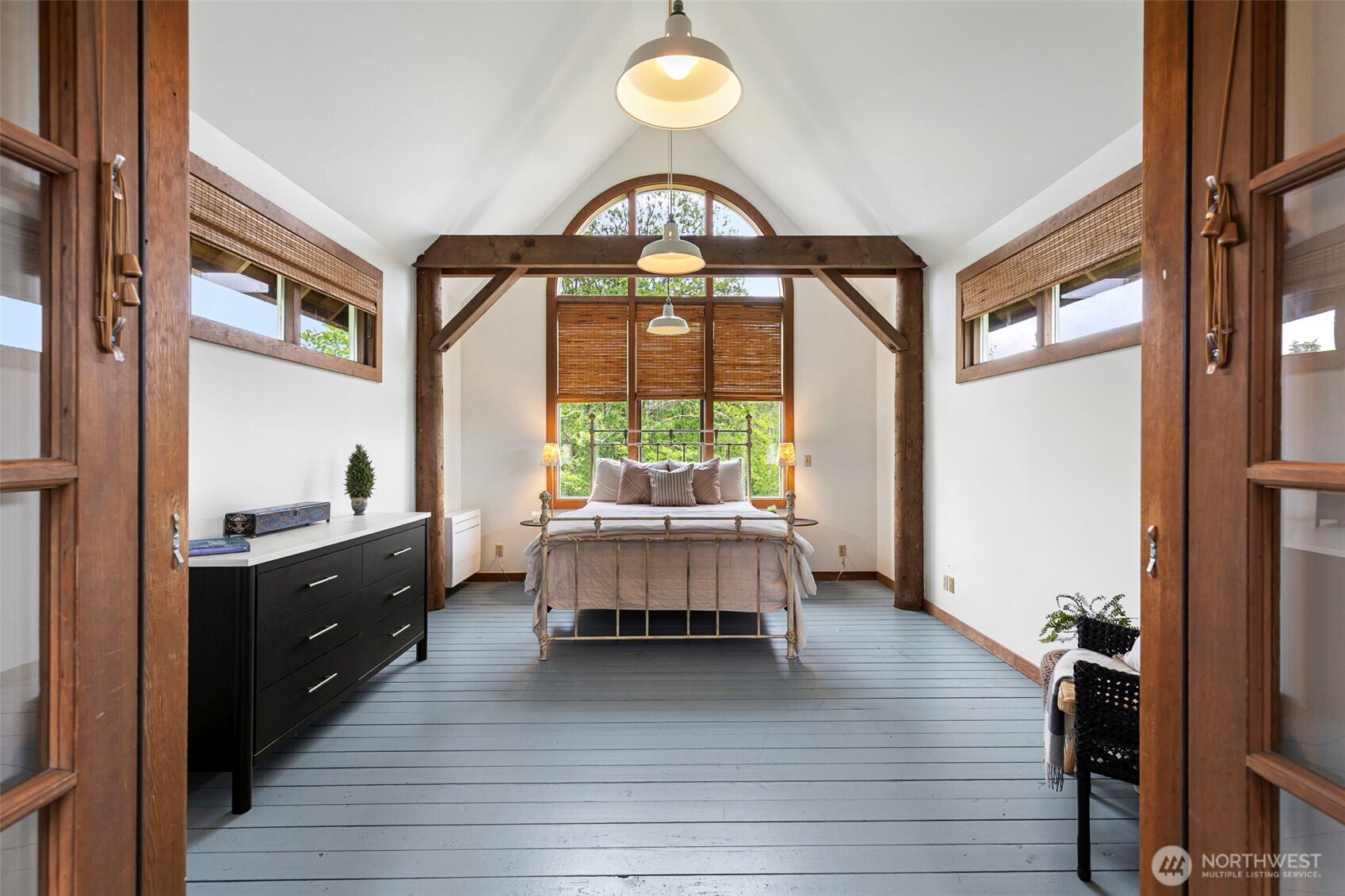 4710 New Sweden Avenue NE, Bainbridge Island, WA 98110