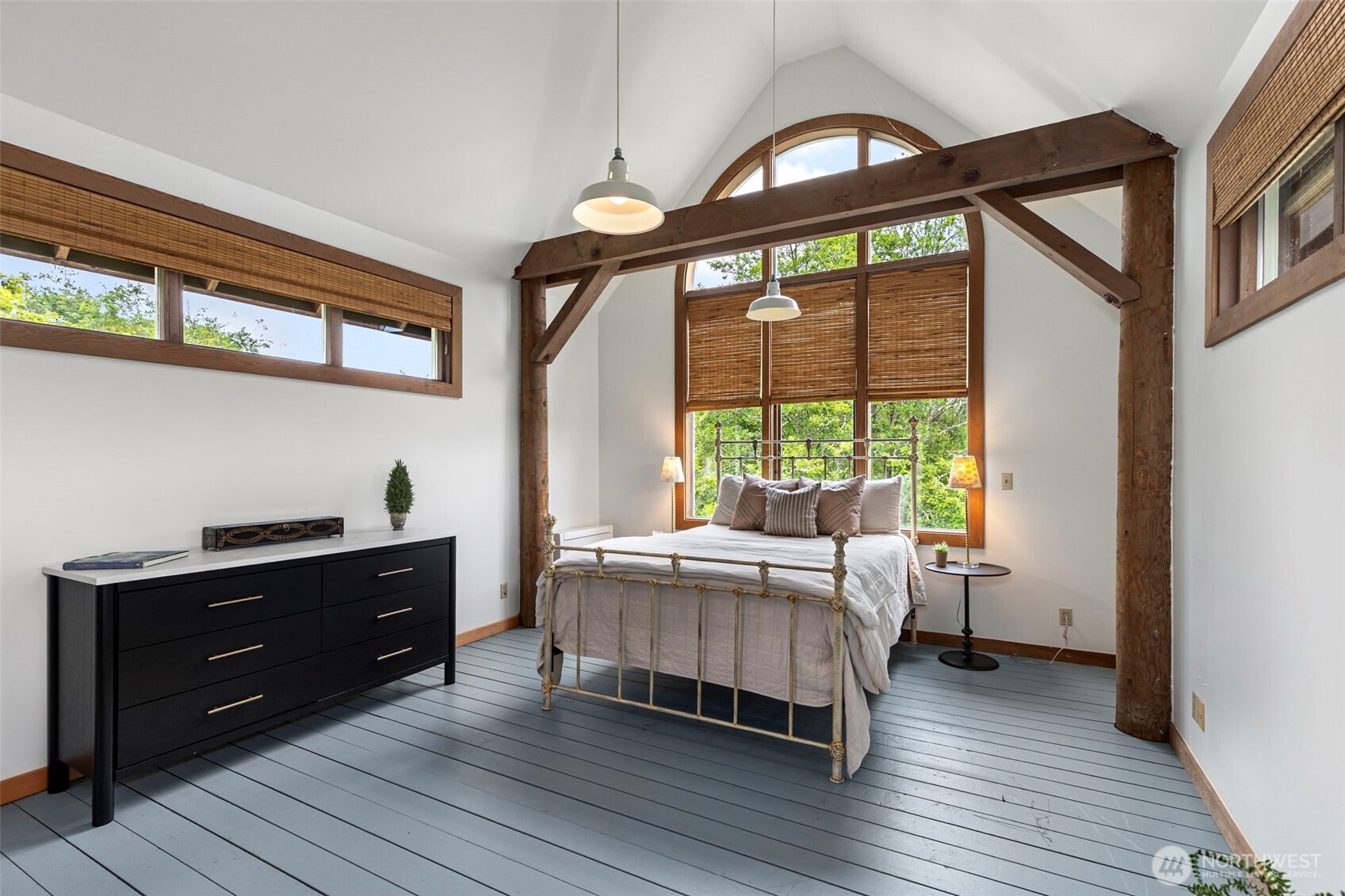 4710 New Sweden Avenue NE, Bainbridge Island, WA 98110