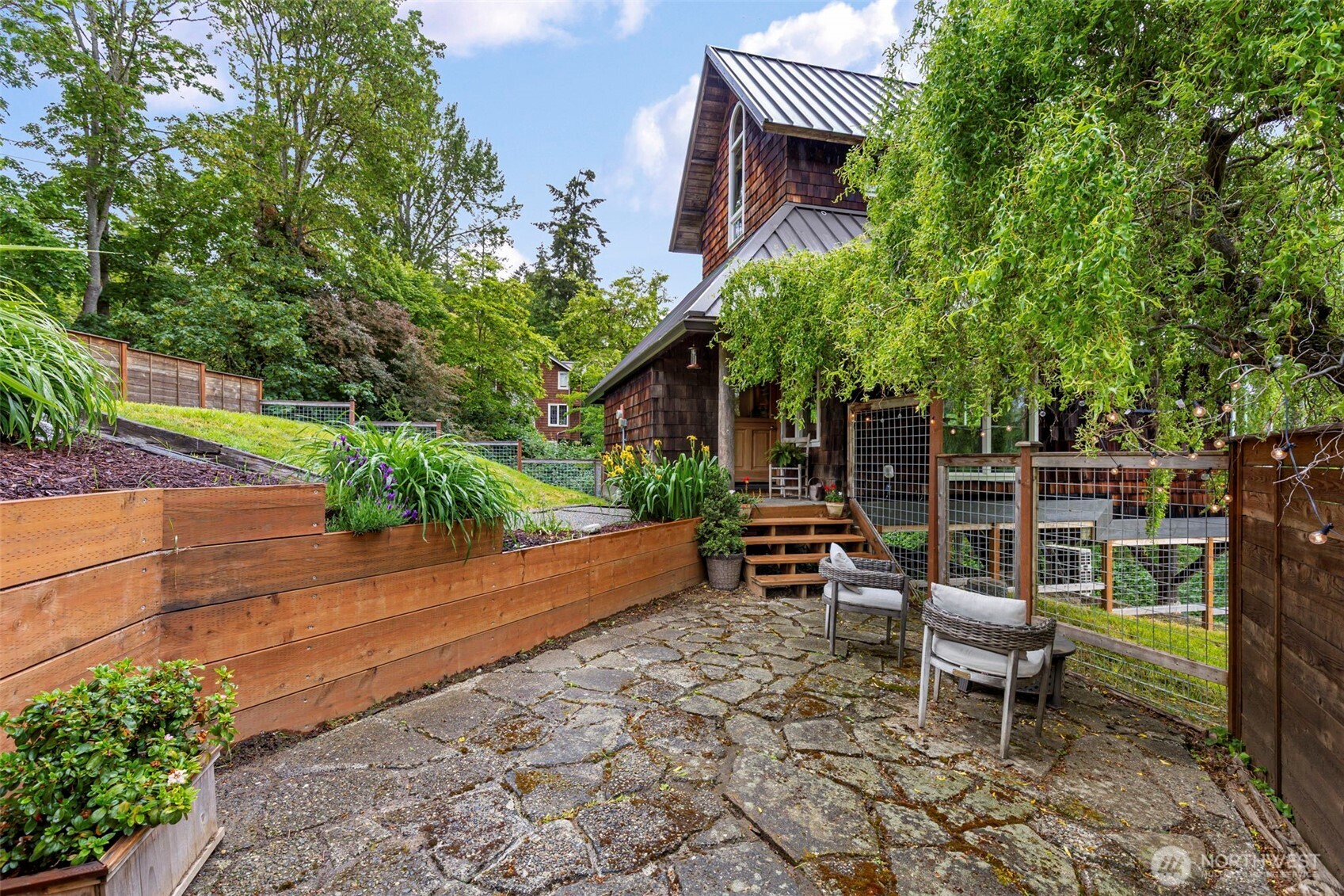 4710 New Sweden Avenue NE, Bainbridge Island, WA 98110
