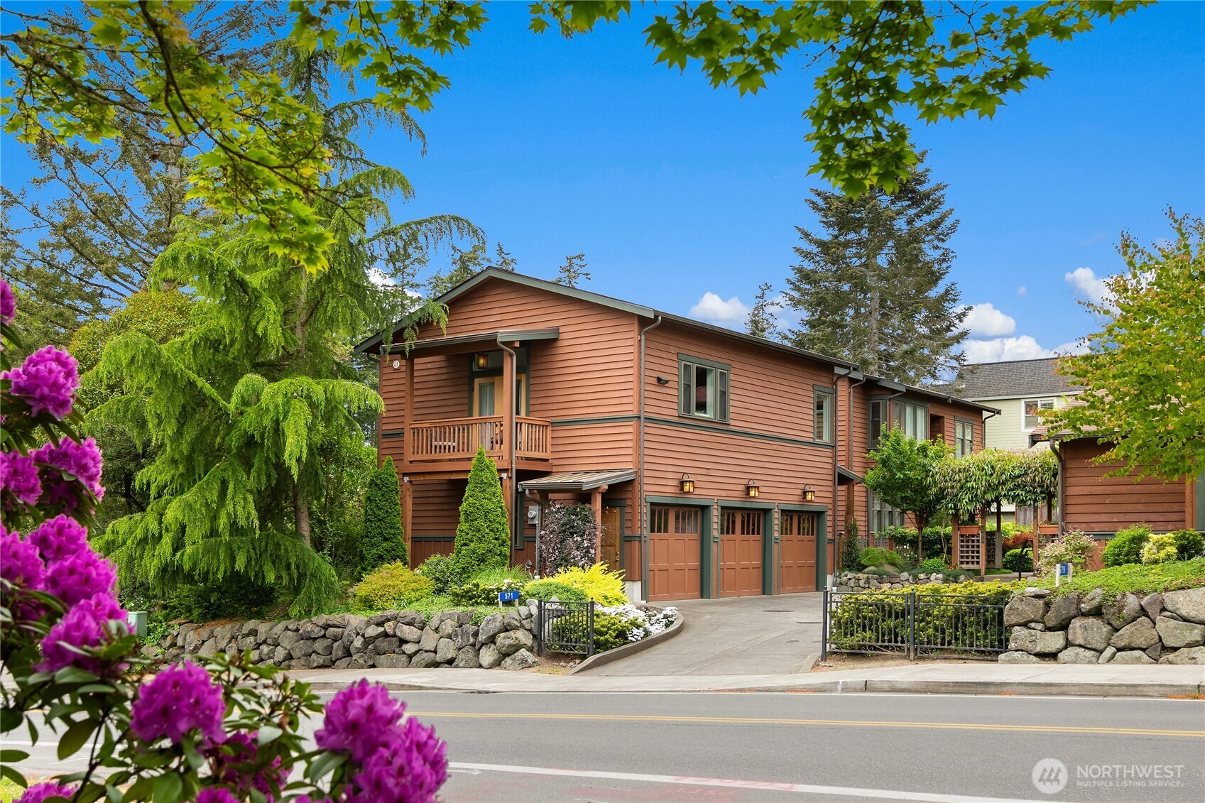 565 Ericksen Avenue NE, Bainbridge Island, WA 98110