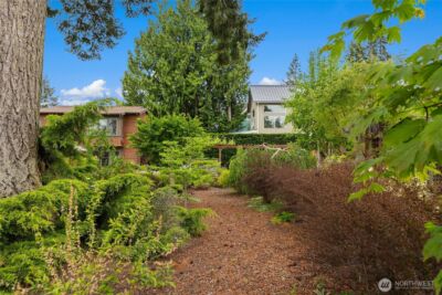 565 Ericksen Avenue NE, Bainbridge Island, WA 98110 - Photo 16