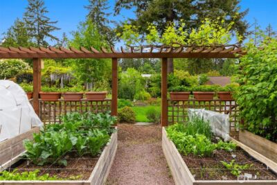 565 Ericksen Avenue NE, Bainbridge Island, WA 98110 - Photo 30