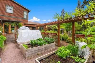 565 Ericksen Avenue NE, Bainbridge Island, WA 98110 - Photo 32