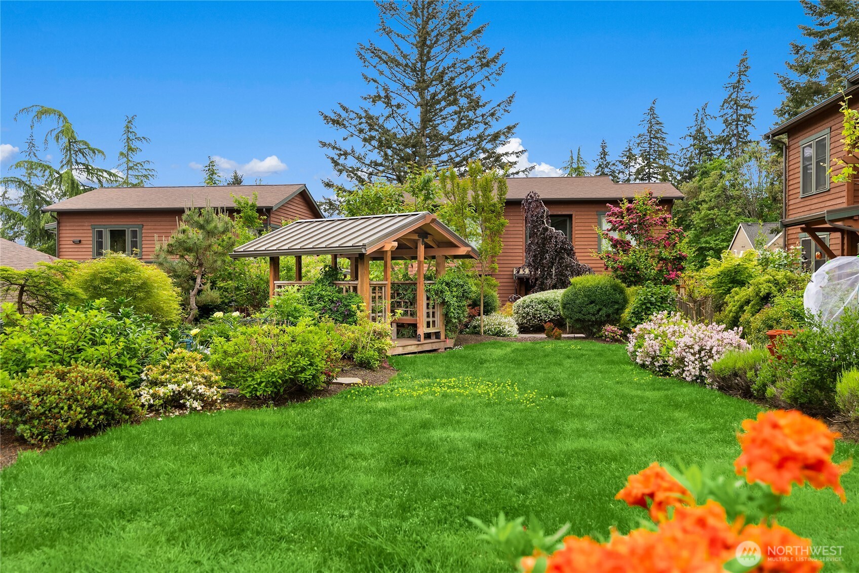565 Ericksen Avenue NE, Bainbridge Island, WA 98110