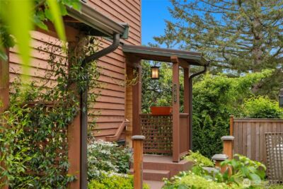 565 Ericksen Avenue NE, Bainbridge Island, WA 98110 - Photo 4